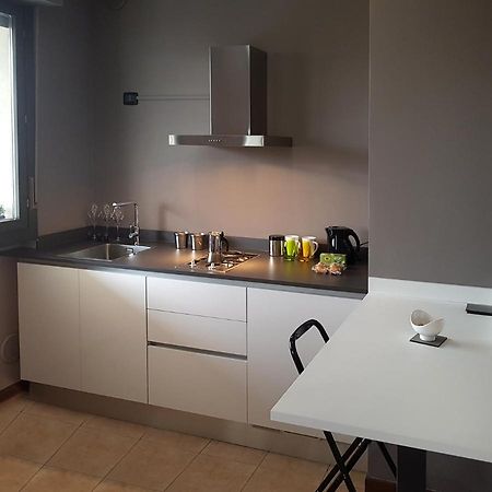Airport Orio Studio Apartment Bergamo Bagian luar foto