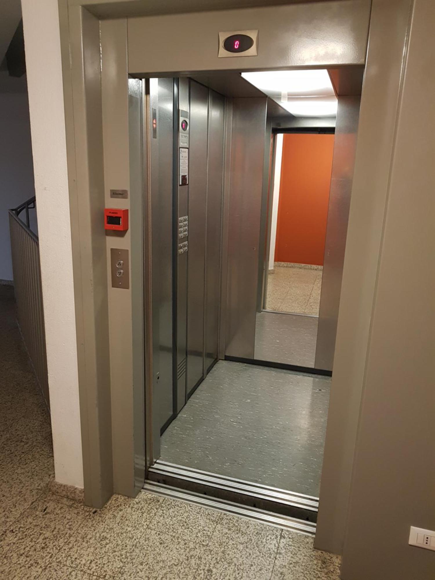 Airport Orio Studio Apartment Bergamo Bagian luar foto