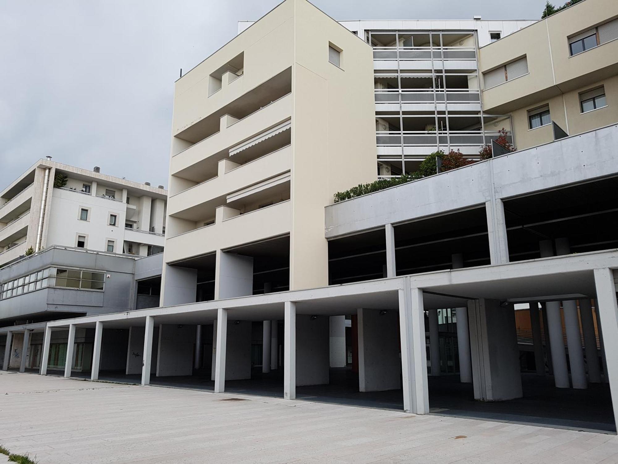 Airport Orio Studio Apartment Bergamo Bagian luar foto